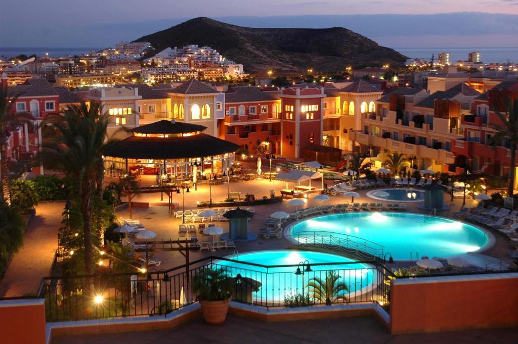 Apartamentos Granada Park Playa de las Américas Buitenkant foto