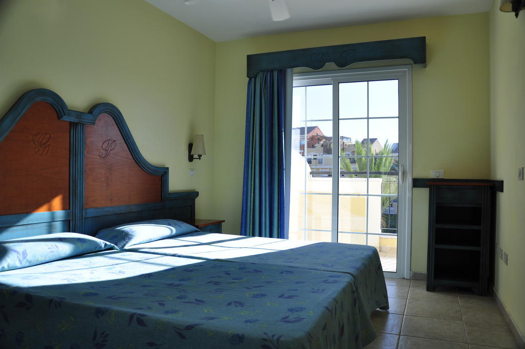 Apartamentos Granada Park Playa de las Américas Kamer foto